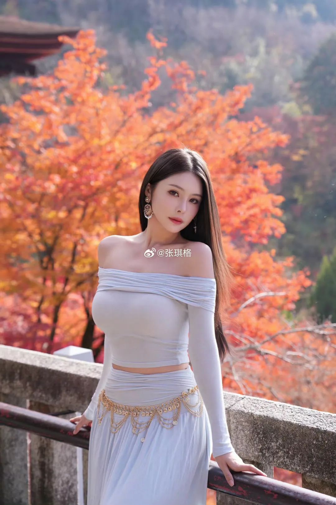 女主播完成大哥任务,请教张琪格“三振舞”,卖家秀和买家秀的区别,网友一看便知!