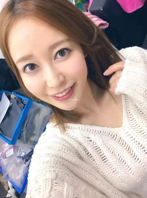 155 fun吃瓜爆料,娱乐圈最新吃瓜爆料，明星们的幕后故事大揭秘！