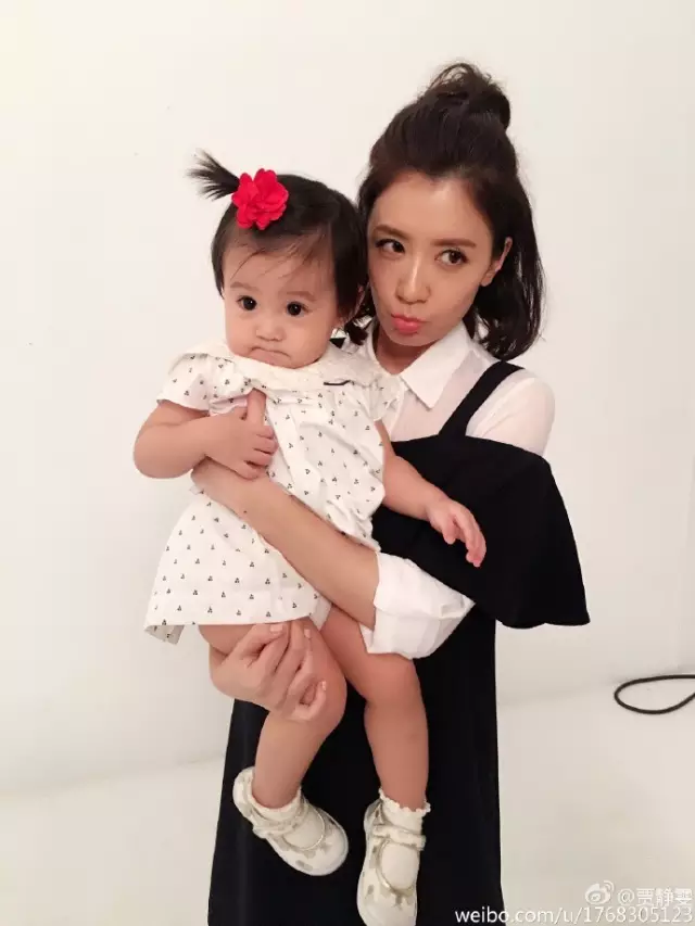 贾静雯下月生三胎 曾为争女儿与前夫开撕
