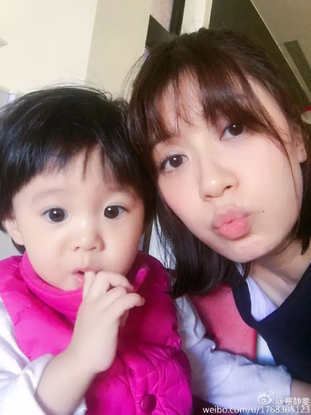 贾静雯下月生三胎 曾为争女儿与前夫开撕