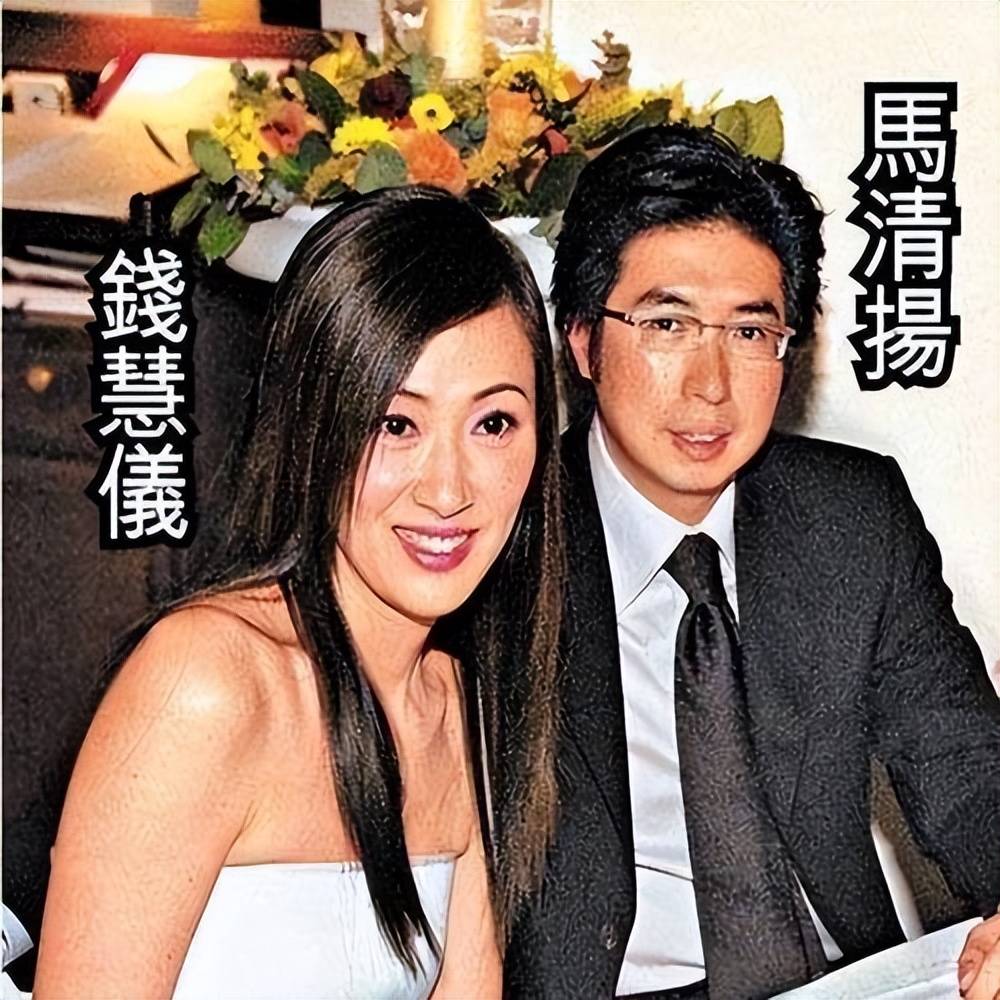 67岁香港大佬出轨小网红9年,5年4胎原配竟不知
