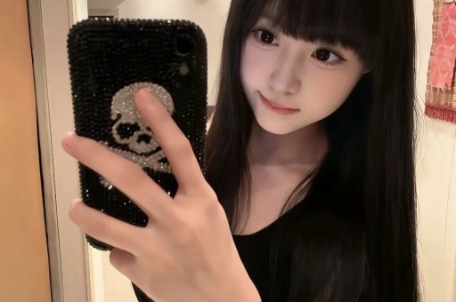泰蜜PK小晴天:9分钟3000万打赏再现