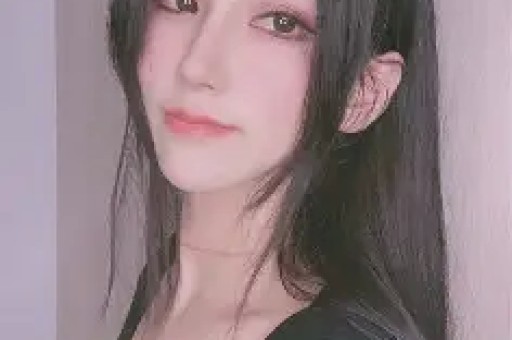 李嘉明自曝收入:直播PK年赚80万,带货每场2万