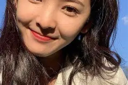 千万网红何秋亊抄袭明星？内幕曝光照登热搜