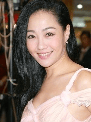 香港女星曝30年潜规则:50多岁仍被邀应酬