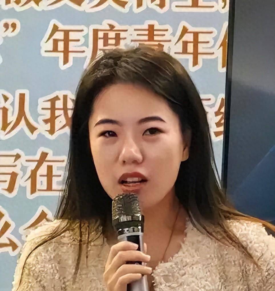 偷鸡不成蚀把米!替蒋方舟鸣不平反被扒