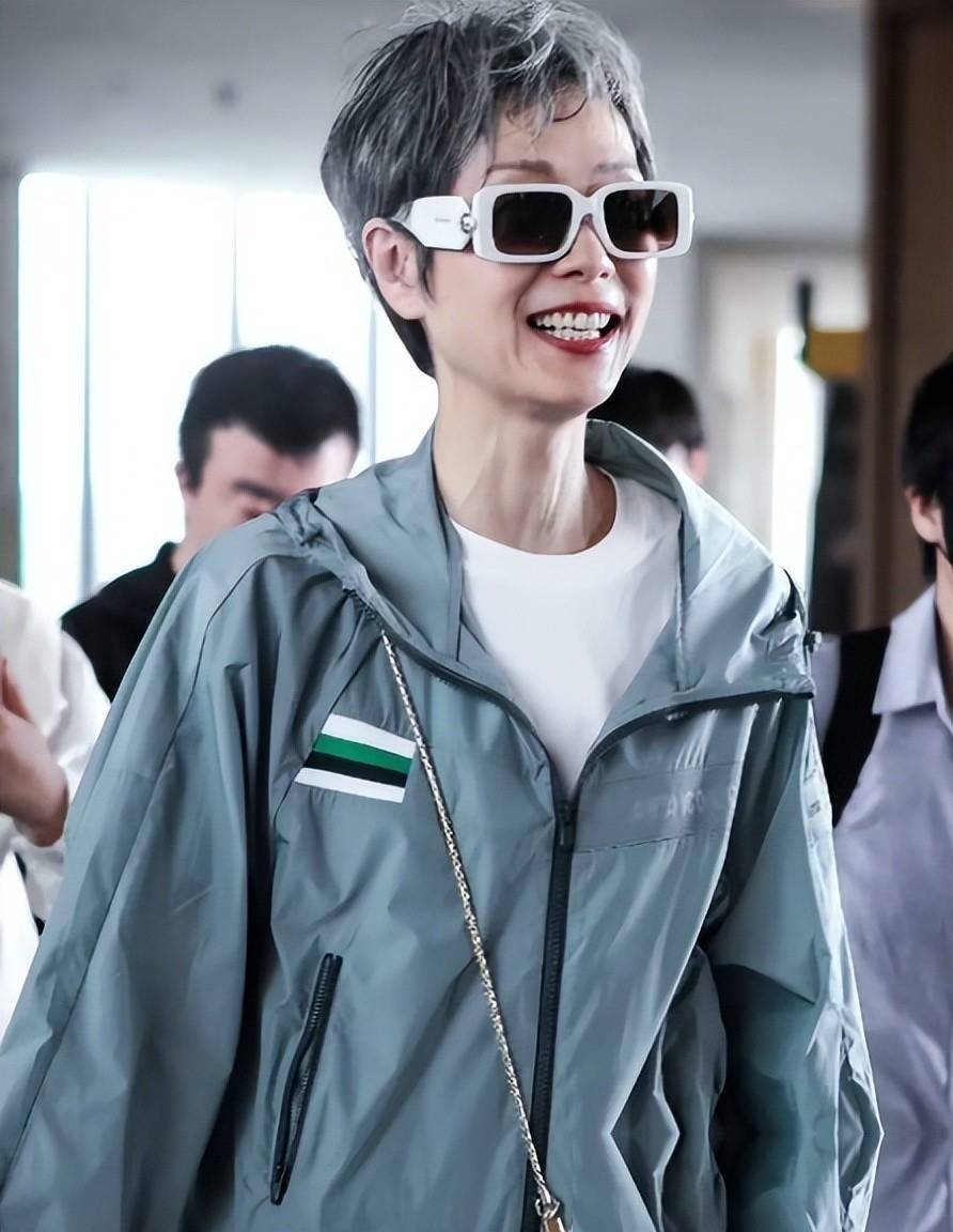 吴倩莲拒刘德华求婚真相:不是家暴,她过得好