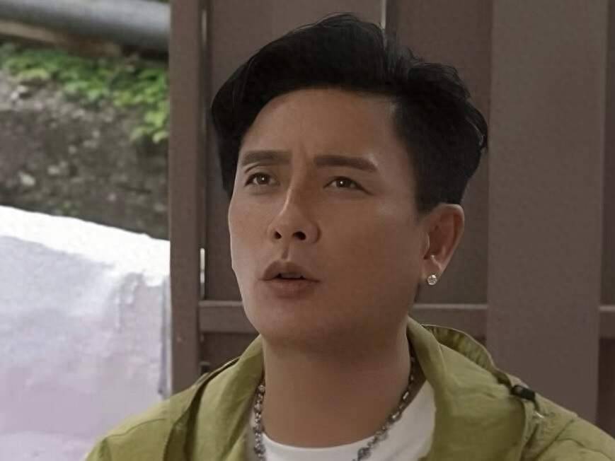 黄宗泽坦言不婚因父母离异 称离世前花光积蓄