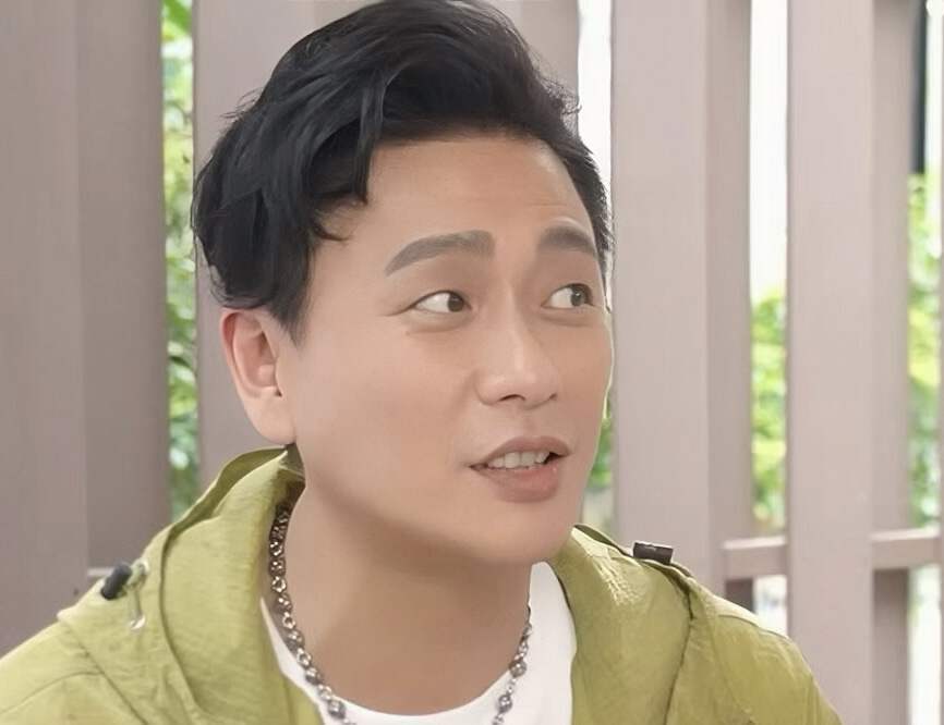 黄宗泽坦言不婚因父母离异 称离世前花光积蓄