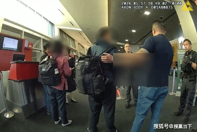 大爷大闹国际航班改降 妻子称中国服务更好