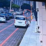 孩子交给老人，妻子在家”清闲”，丈夫却累成狗