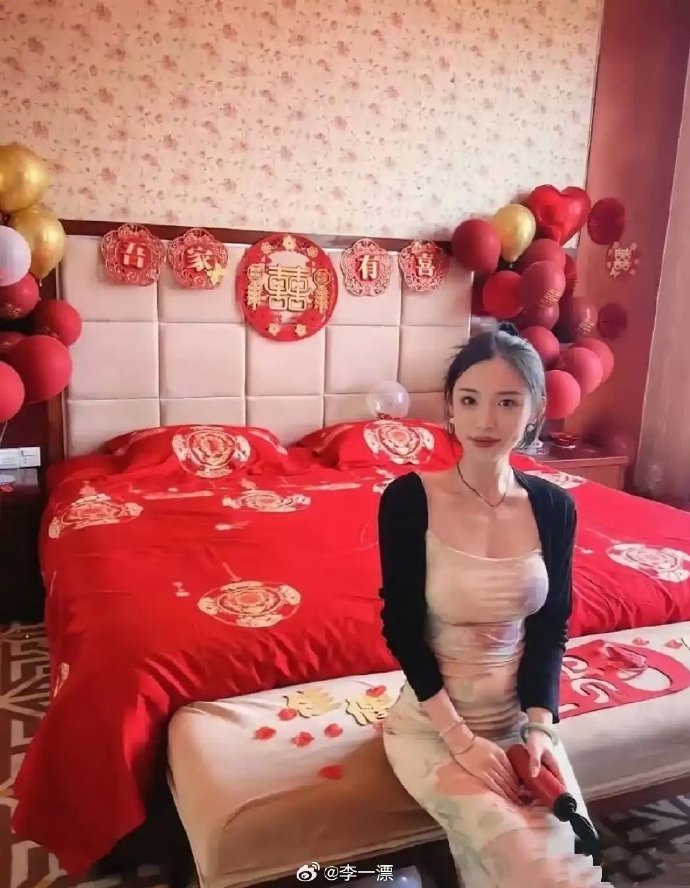 黑料网首页更新：今日黑料速递