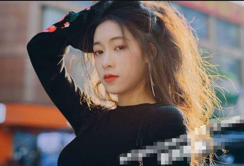 吴柳芳再陷舆论漩涡，体操冠军恋爱出轨上热搜